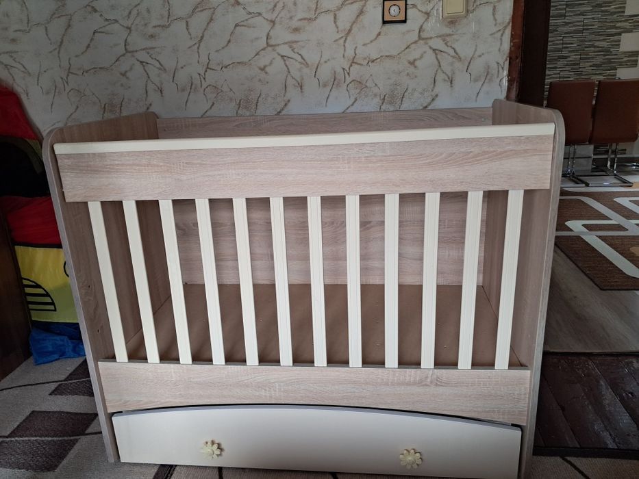 Детско легло/ люлка+ подарък матрак