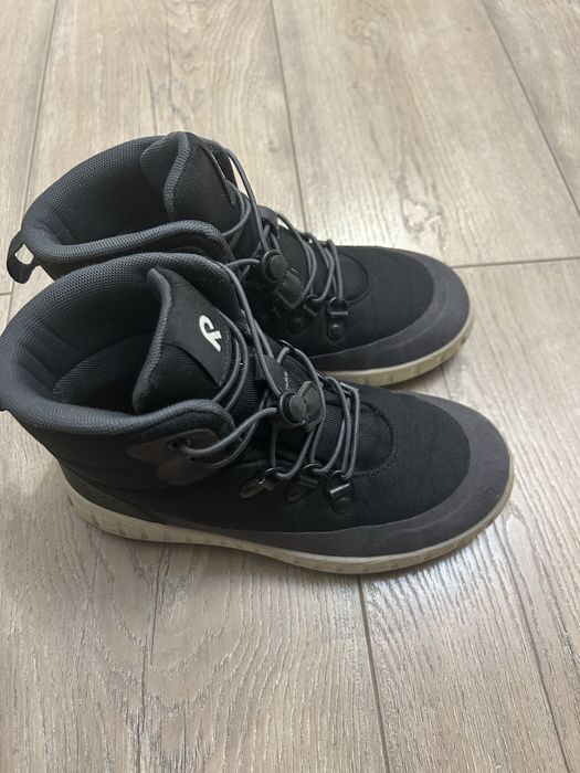 Демтсезонные ботинки Reima