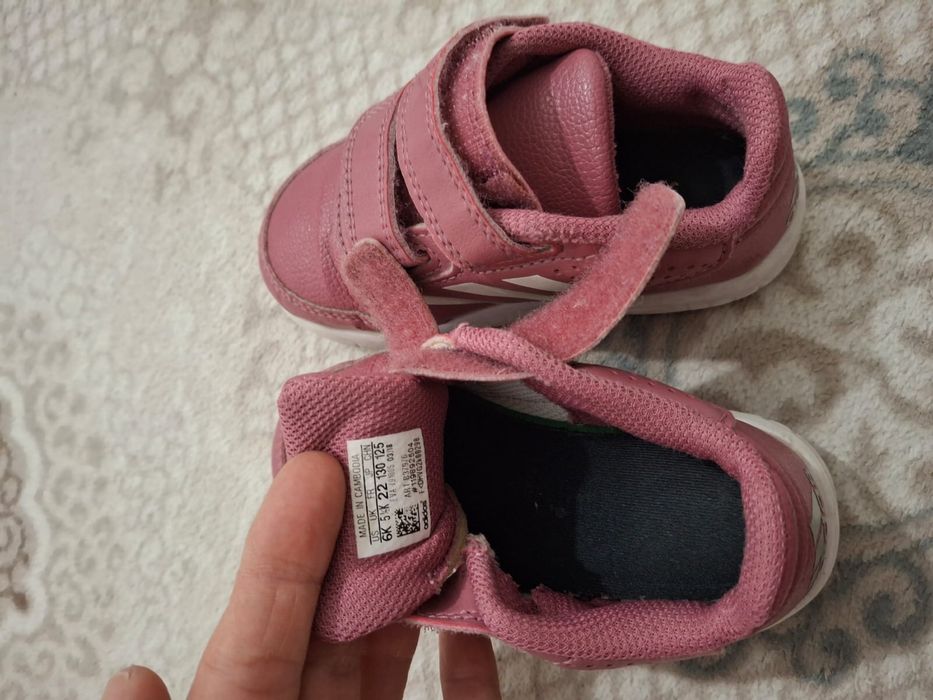 Детски маратонки за момиче