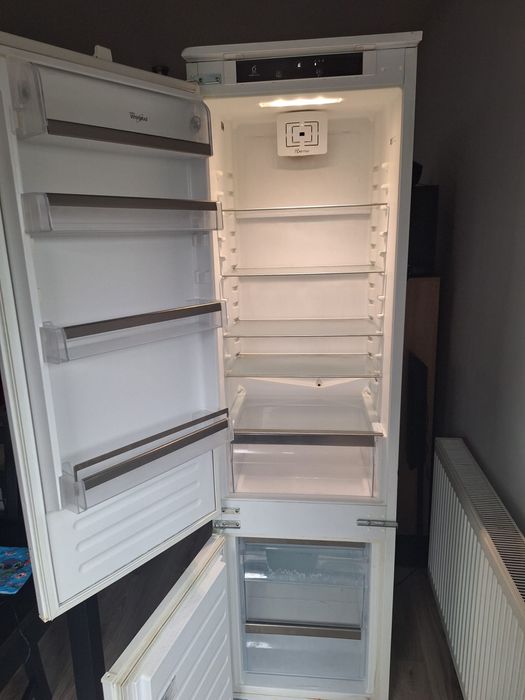 Vanzare combina frigorifica