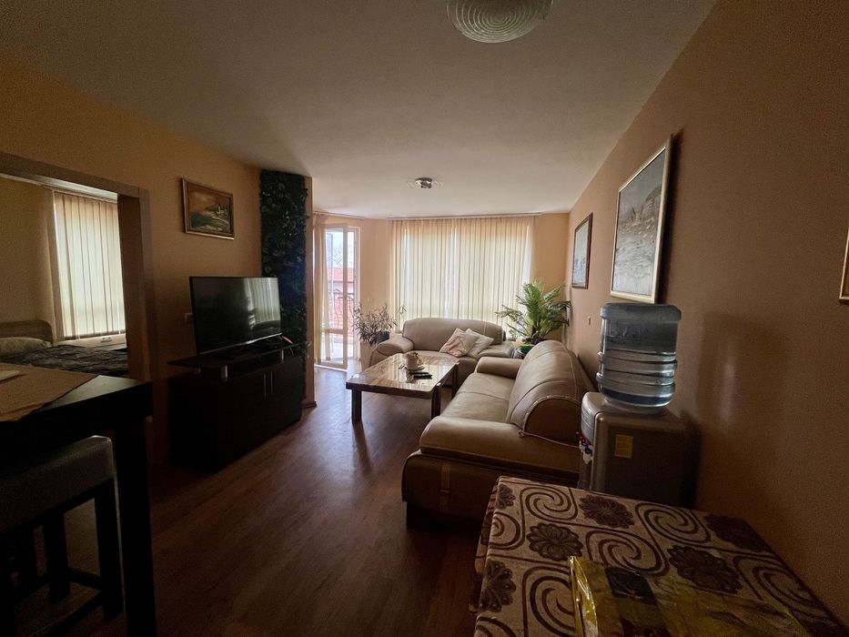 Дава се под наем Двустаен апартамент в с. Рогачево, Област Добрич - 70 кв.м за 498.27 € - Снимка #1