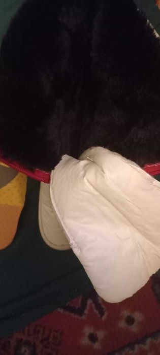 Продам белые сапожки новые с ортопедическими стельками