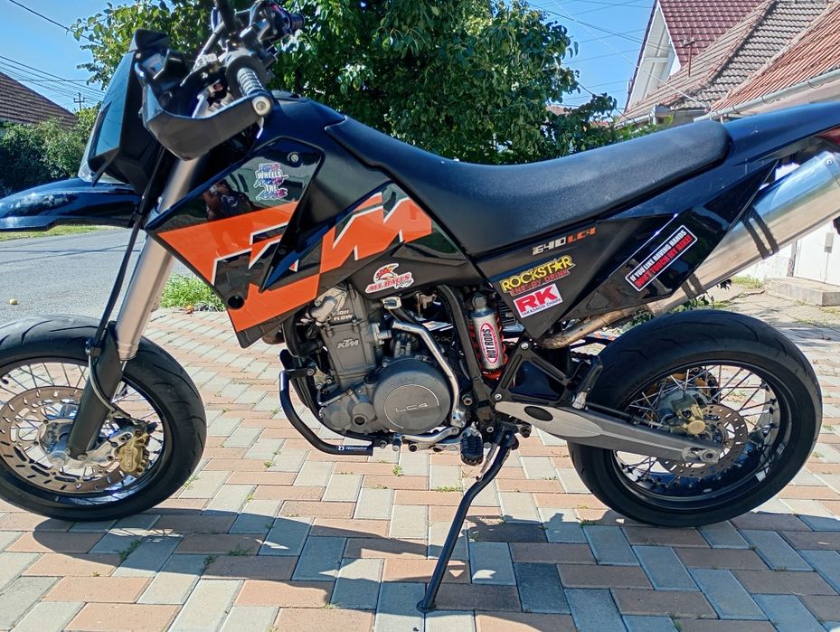 Vând super moto KTM 650 LC4