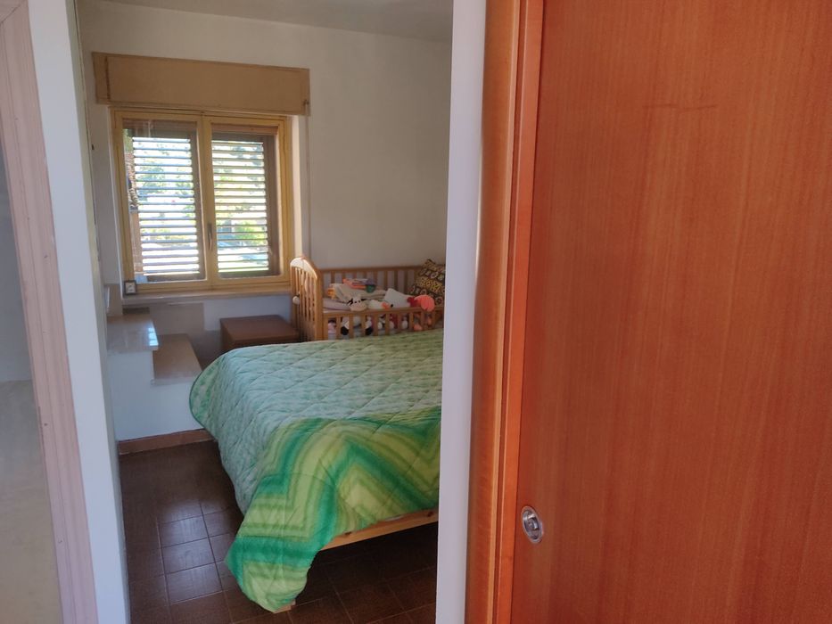 Продавам самостоятелна къща в Италия