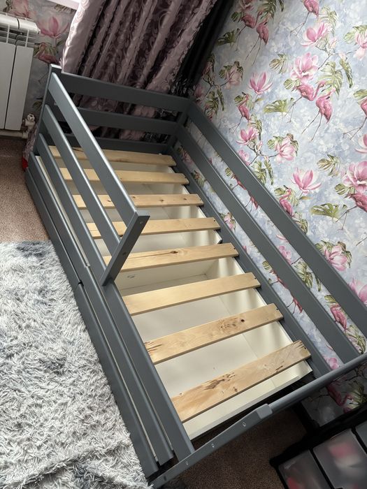 Продам детскую кровать