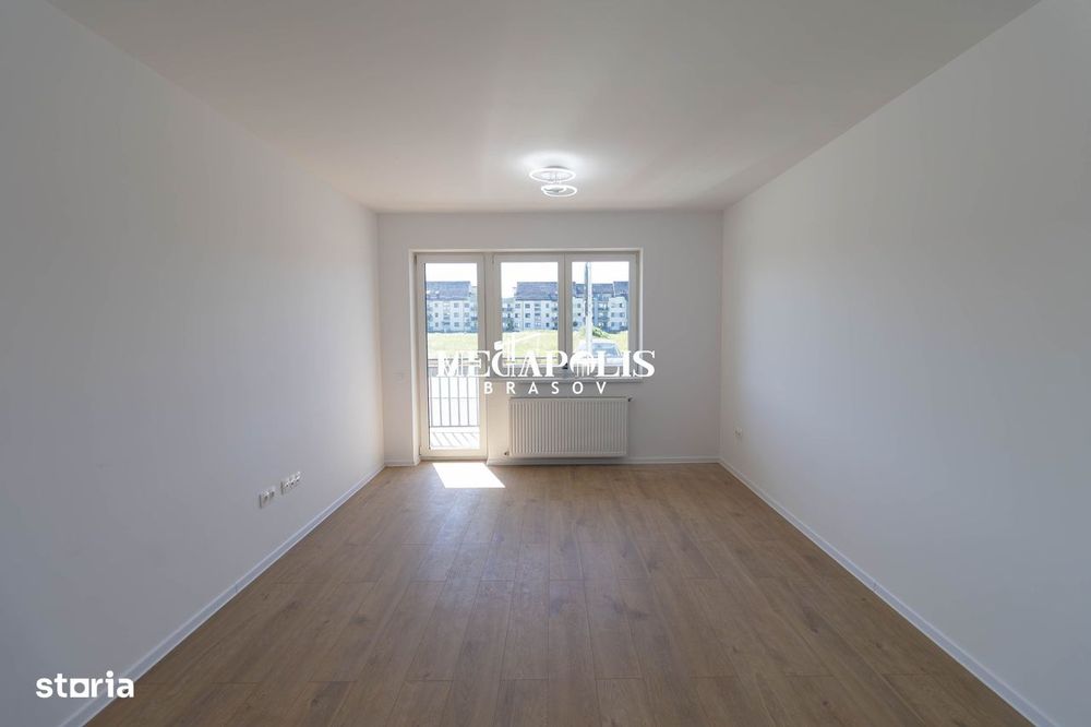 Apartament 3 Camere Decomandat Tractorul Intabulat