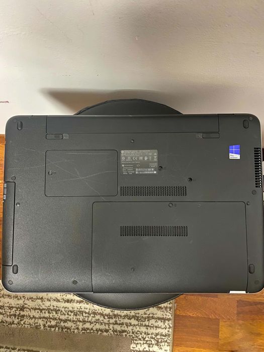 HP ProBook 470 G3 | 17.3" | Baterie 2.5h | i5 Gen 6 | 8GB RAM | Radeon