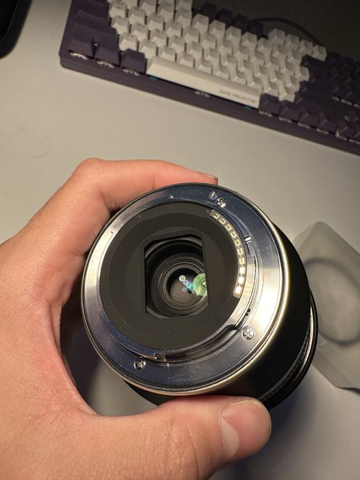 Объектив Tamron 35mm F/2.8 Sony E