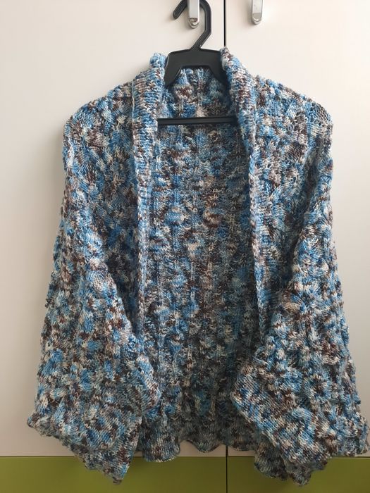 Cardigan tricotat