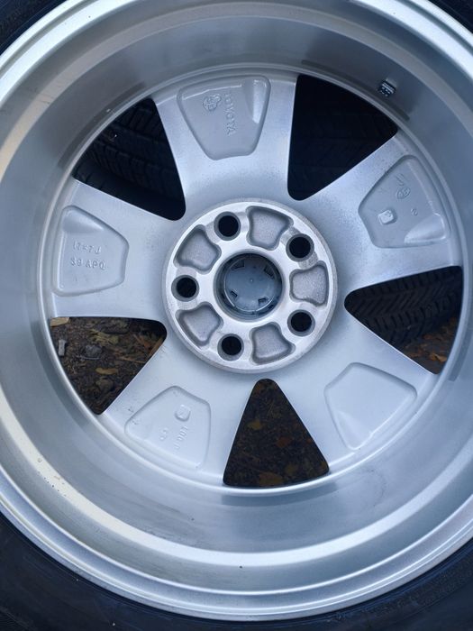 Диски R17 Toyota Original + Резина