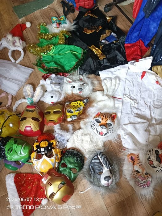 Продам костюмы национальные и маскарадные46