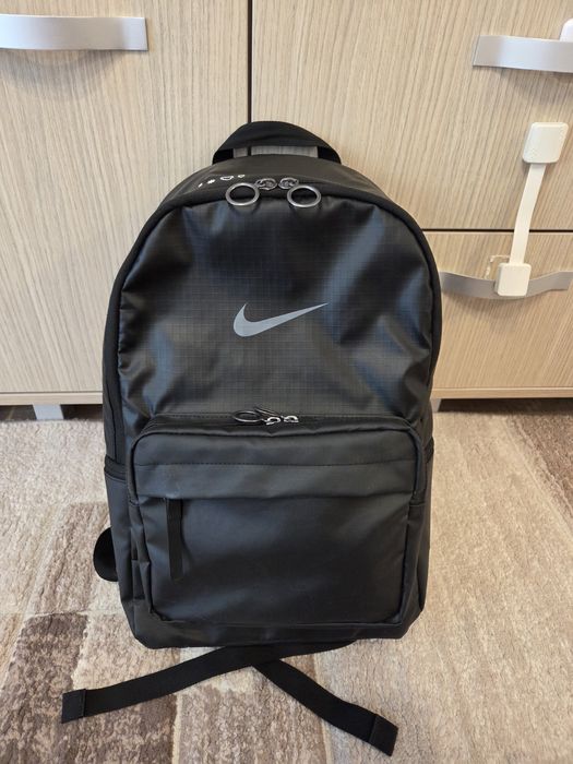 Vand ghiozdan Nike  impermeabil 45×30×15 cm