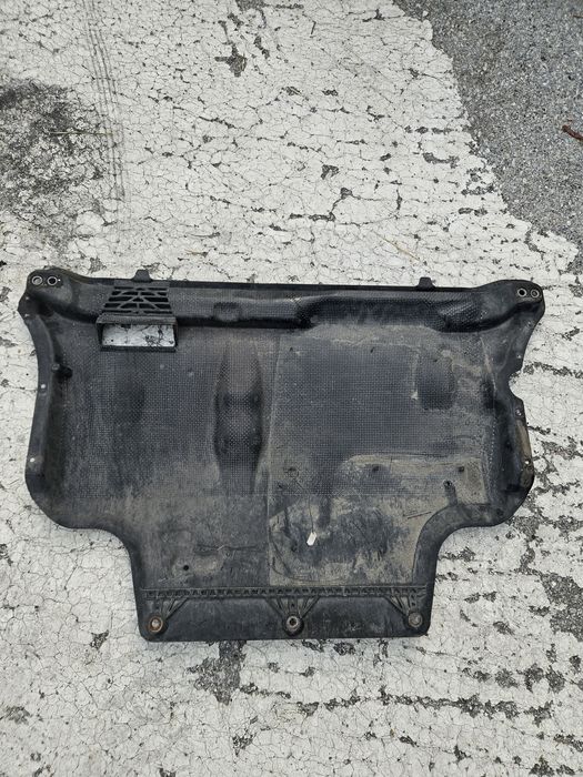 Кора под мотора vw passat 8 alltrack