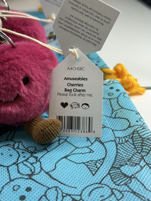 Jellycat / Джеликет ключодържател - Amuseables Cherries