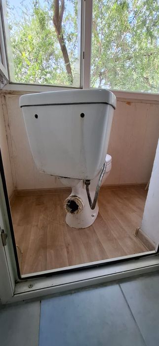 Унитаз БУ для ремонта