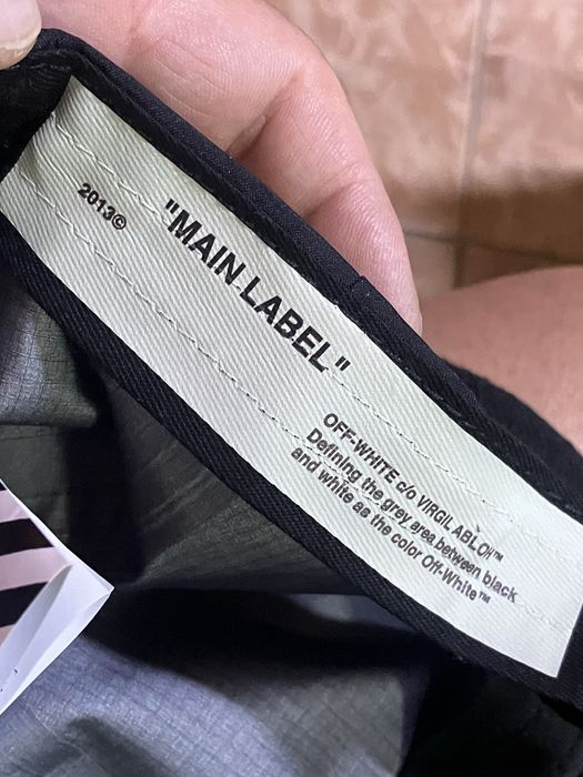 Шапка ,,Off-White”Gore-Tex