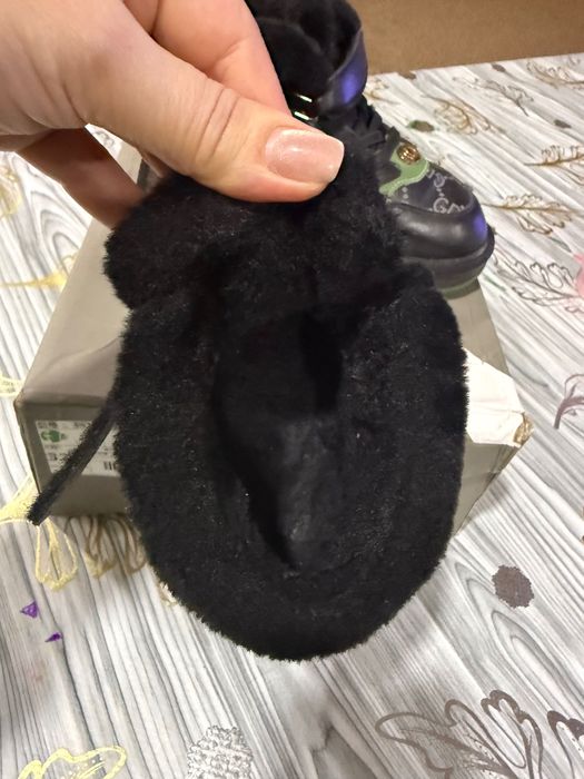 Ботинки кожаные размер 34-35 нам мальчика