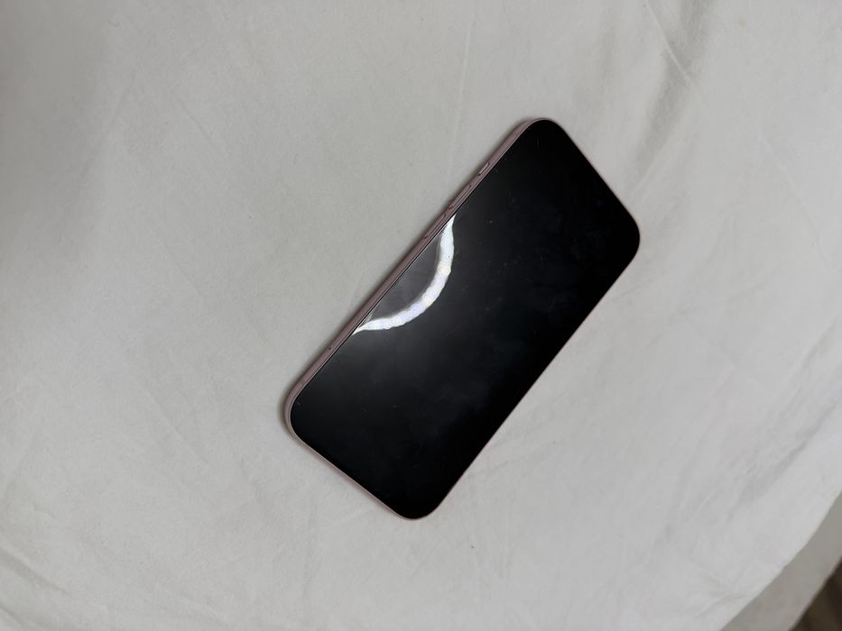 Продам Iphone 15 128гб