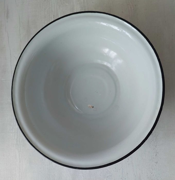 Эмалированные тазы