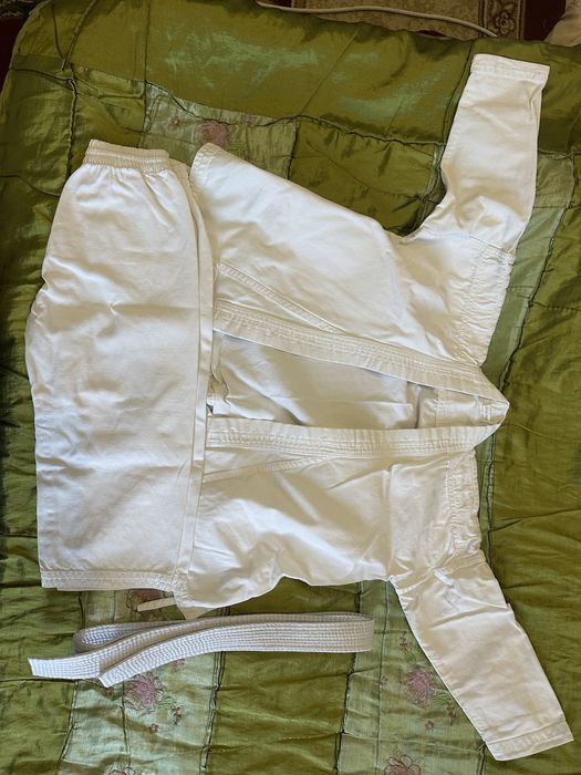 Карате форма для девочек или мальчиков