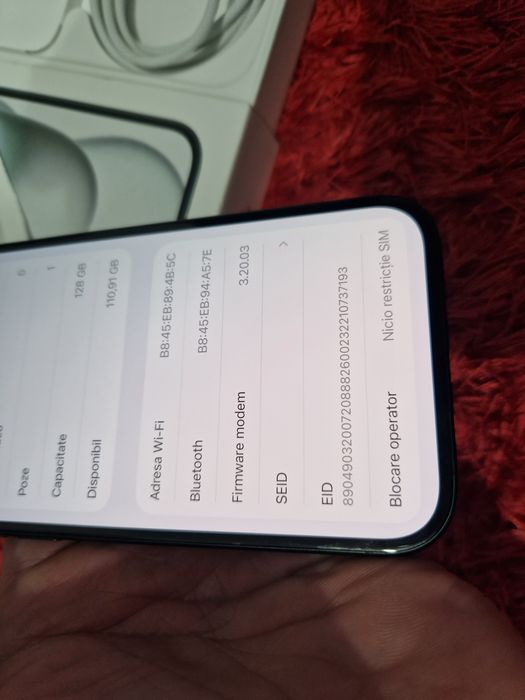 -Iphone 15, Nou, 128Gb, 8Ram, 20 cicluri incarcare, folosit 2 saptaman
