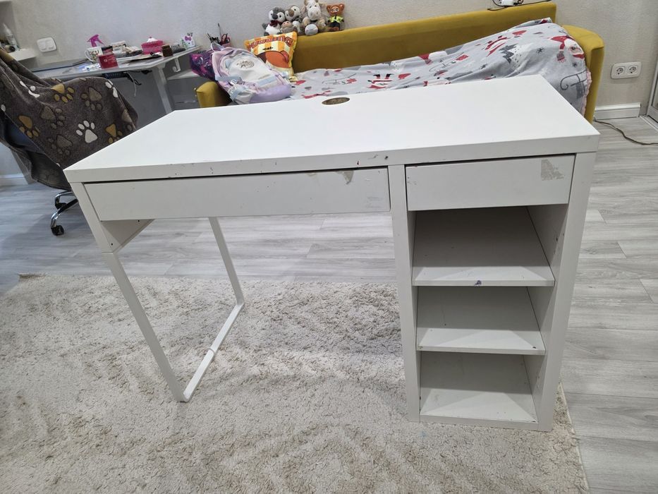 Отдам стол икея белый