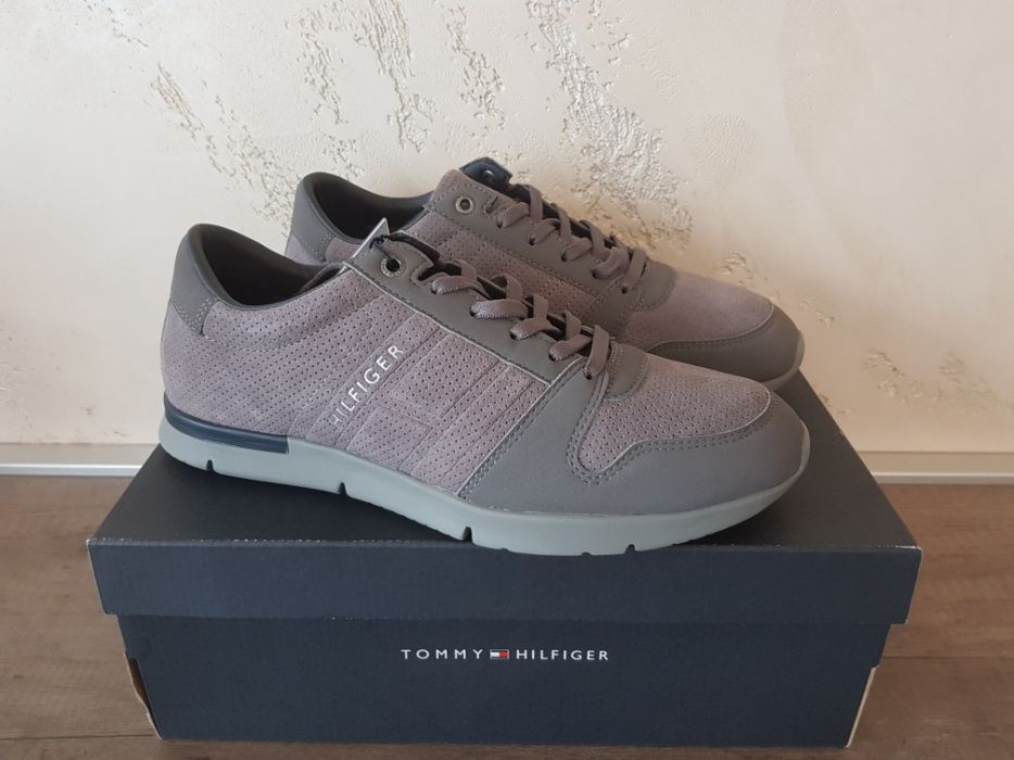 Adidasi Tommy Hilfiger Cod Produs: Fm56821684 T2285Obias 5B