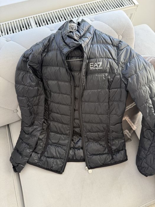 Яке emporio armani