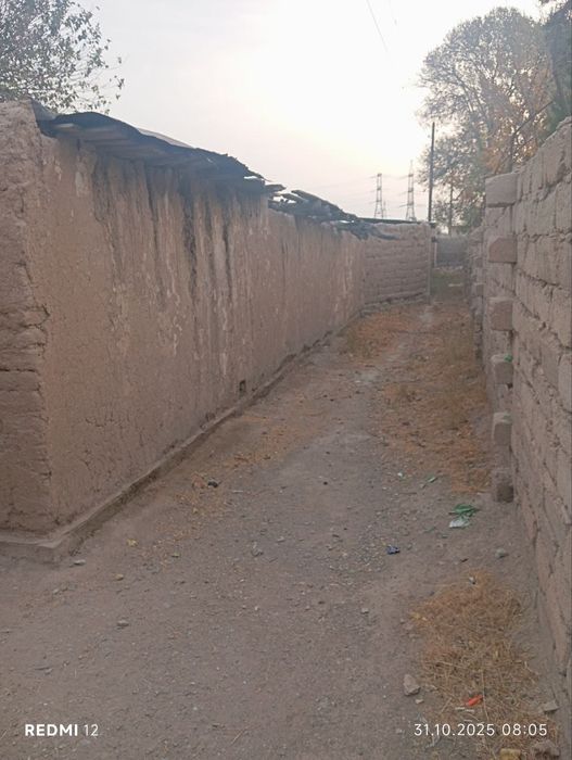 Двор в городе Навои