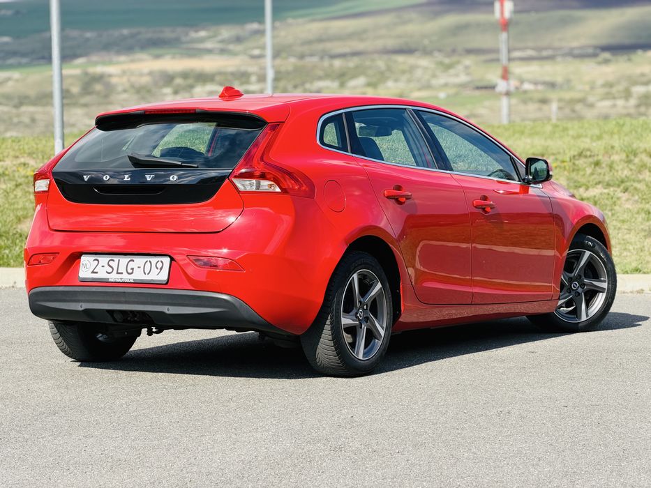 Volvo v40, 1.6 diesel, 2014, euro5