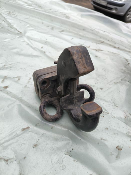 Фаркоп на Тойота