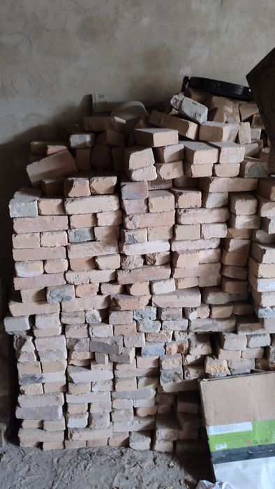 Огнеупорный кирпич б/у
