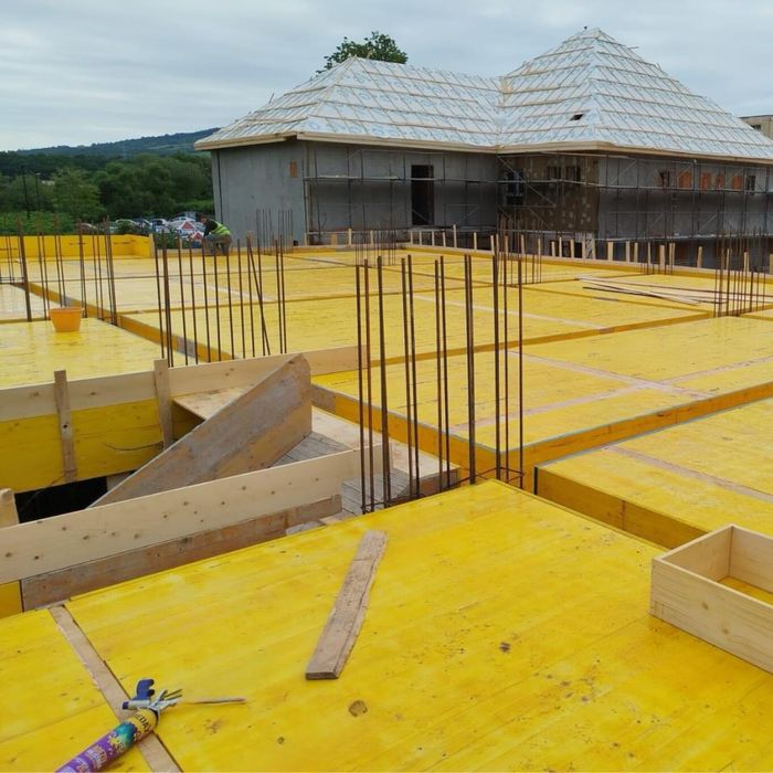 Cofraje tip doka, lana, placa galbena cofrare, schele metalice, popi