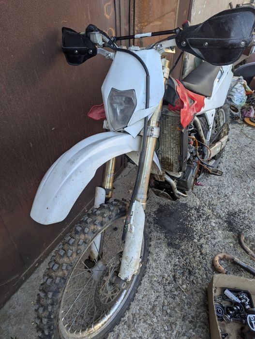 Husqvarna TE250 на части