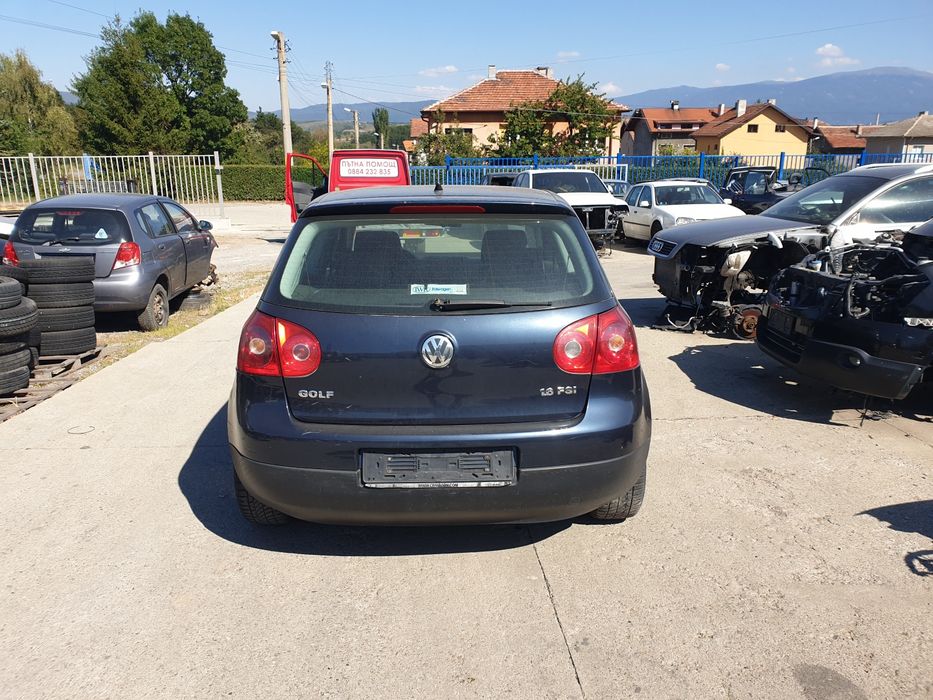 Фолксваген Голф 5 1.6 FSI на части