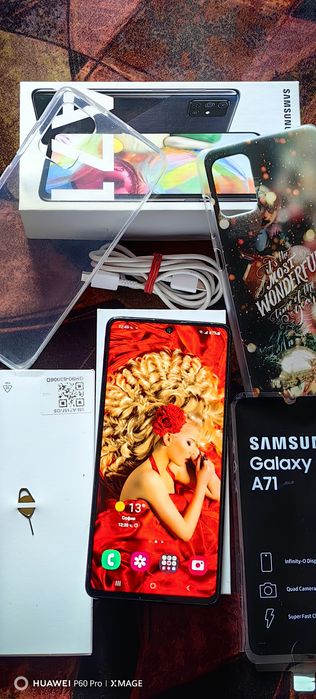 SAMSUNG GALAXY A71 5G-Перфектно Състояние.Пълен комплект+подаръци