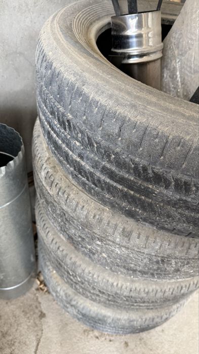 Продам комплект шин