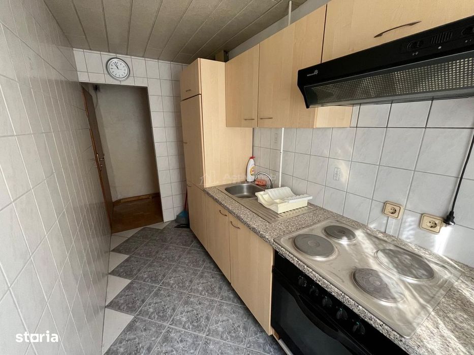 Caransebes, 2 Camere Et., 1, Zona Nord