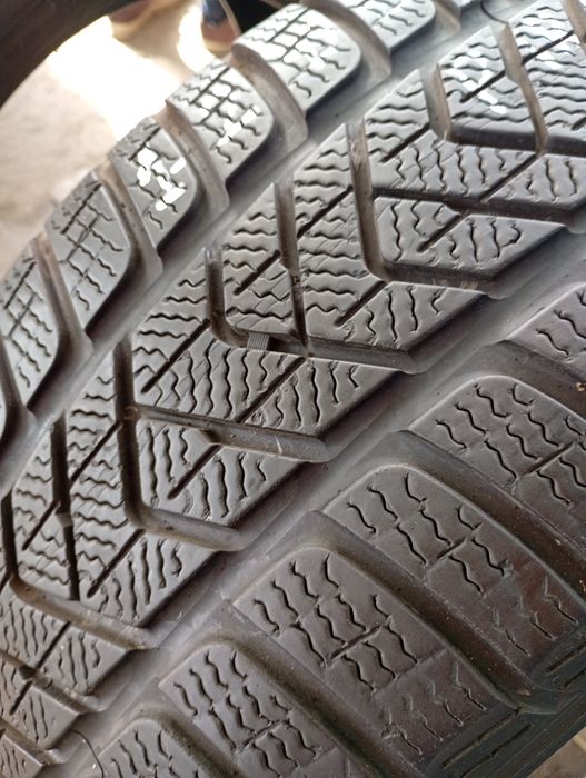 Единична 245/30/20 Pirelli SZ3 dot3715