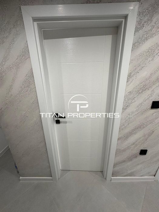 Продава се Тристаен апартамент в Бургас, Братя Миладинови - 50 кв.м за 1529 €/кв.м - Снимка #12