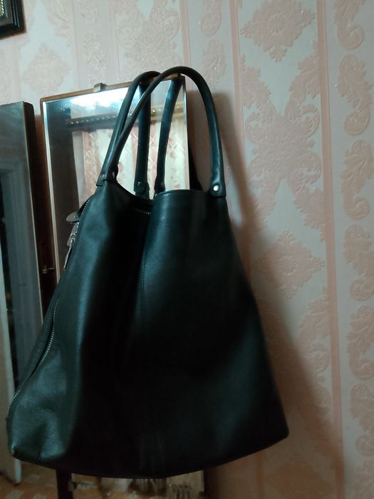 Сумка кожаная  б. У