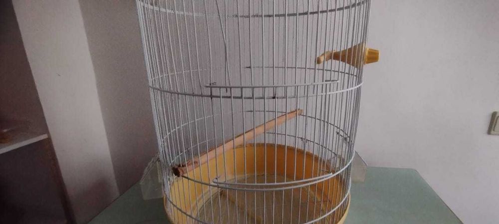 Клетка для домашних птиц