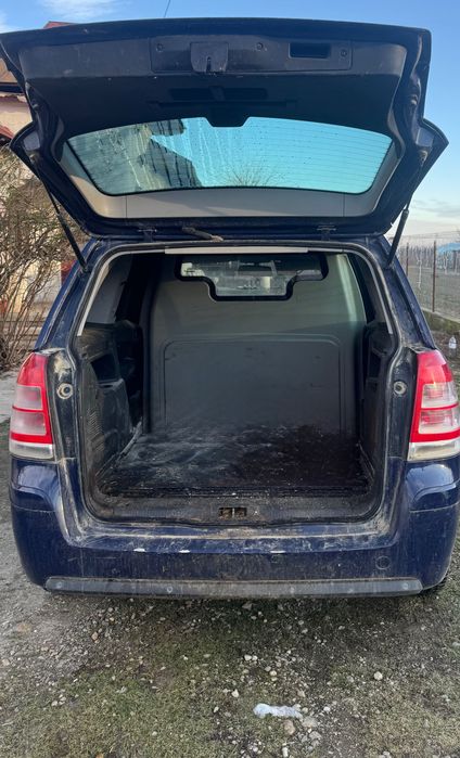 Opel Zafira pentru dezmembrări,an 2011