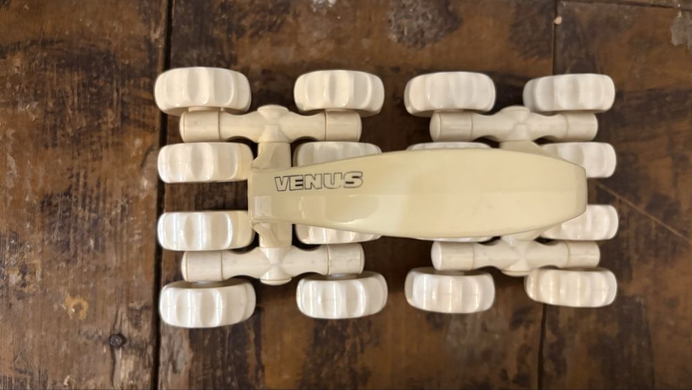 Ръчен масажор  Venus