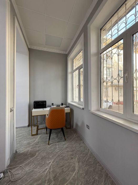 Нежилое помещение под офис