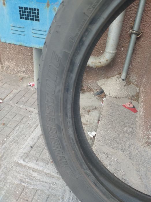 Всесезонни мотоциклетни гуми