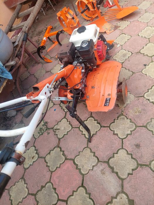 De vânzare motosapa