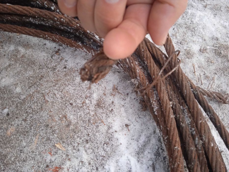 Трос стальной. Для лебёдок и кранов.