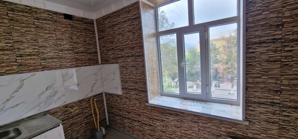 Шикарная квартира в Ангрене 3/3/3.