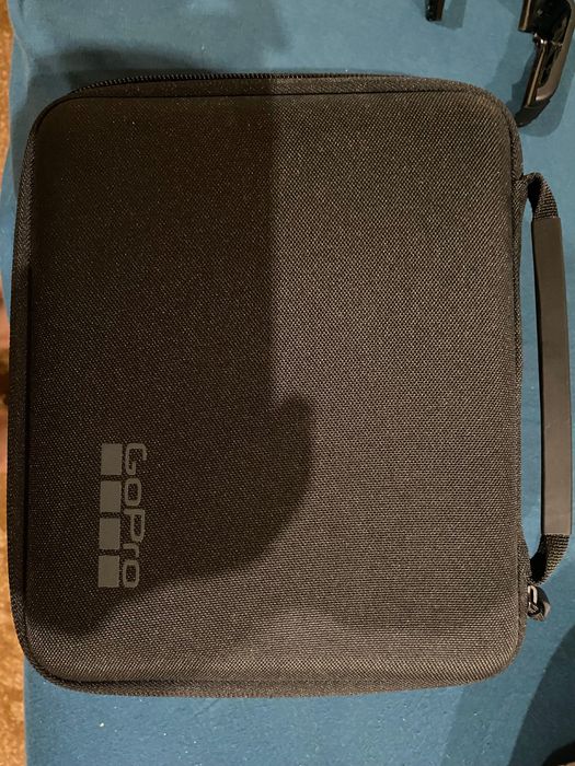 Продавам Екшън камера GOPRO HERO 13 CREATOR EDITION wi-fi, gps